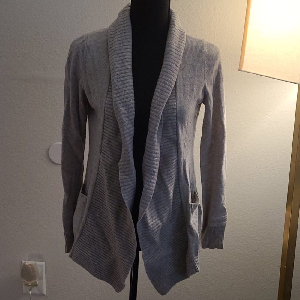 Banana republic cardigan with pockets